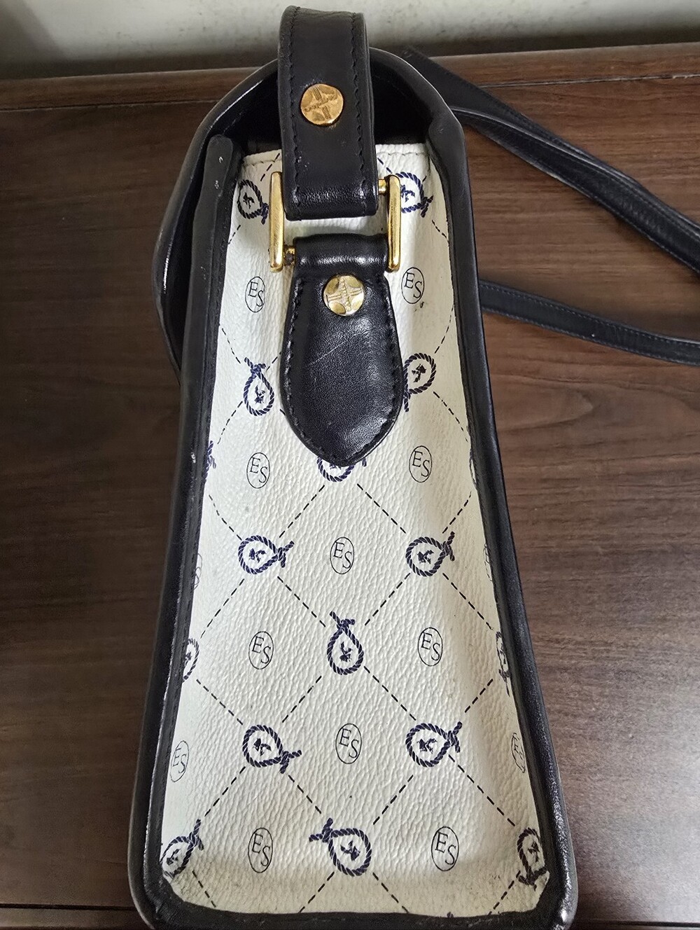 VTG Esquire Collection Cream Monogram Crossbody Flap Bag - Excellent Condition - Picture 5 of 13